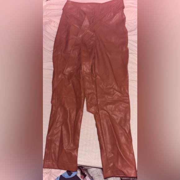 Caramel brown shinestar faux leather pants size small - Picture 2 of 3
